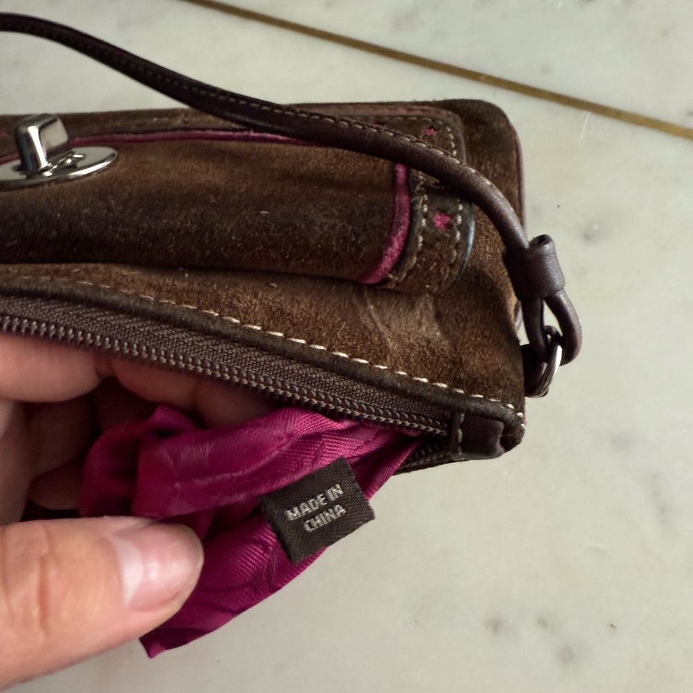 Coach Vintage Brown Suede Women's Clutch Wristlet Pink Trim Interior - Picture 6 of 7